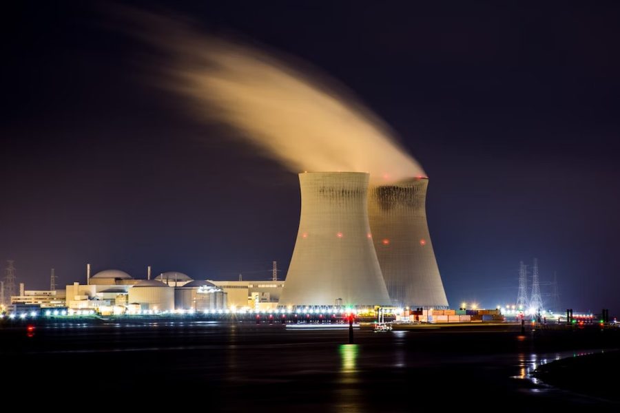 A nuclear plant in Belgium. Photo published by Nicolas Hippert on Unsplash.
